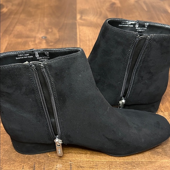 Circus by Sam Edelman Lyndsey Square Toe Ankle Boots/Booties - Picture 7 of 7